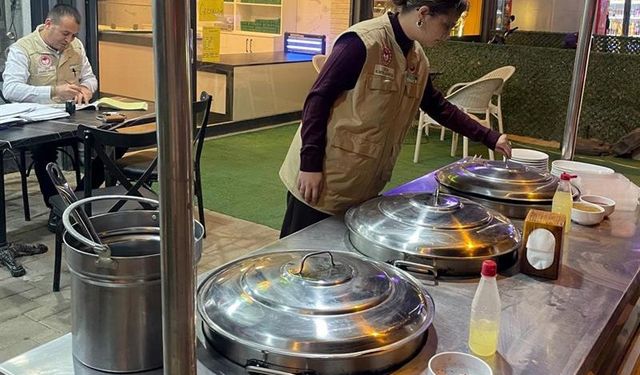 Adana’da Gıda Baskını! 16 İşletmeye 715 Bin Liralık Ceza