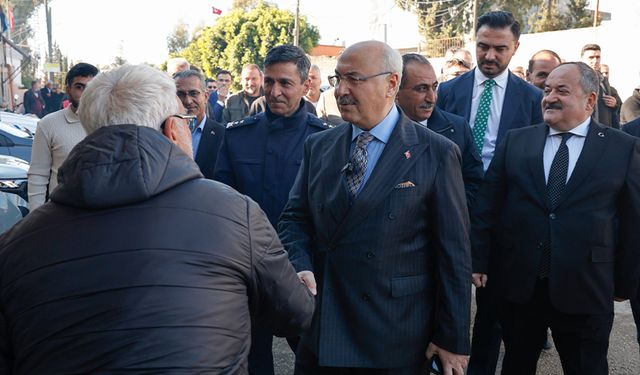 ”Her Fırsatta Sahadayız” Diyen Vali Köşger’den Dikkat Çeken Ziyaret!