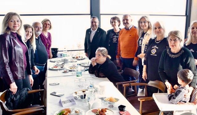 Yelken Kulübü’ndeki Etkinlik Göz Doldurdu: ‘İyilik Seninle Başlar’ Mesajı Yankılandı!