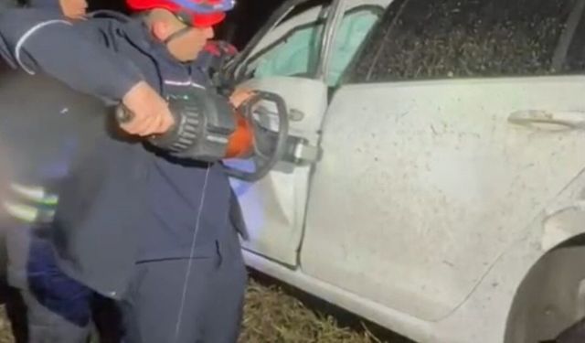 TAG Otoyolunda Korkutan Kaza: Otomobil Şarampole Yuvarlandı