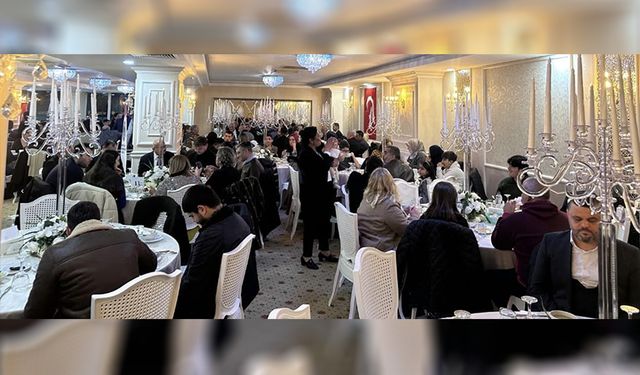 Bayrak Sevgisi Birleştirdi!