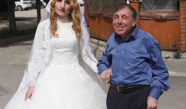 Adana’da Dehşet Anları: Belediye Otobüsü Görme Engelli Öğretmen Çifte Çarptı