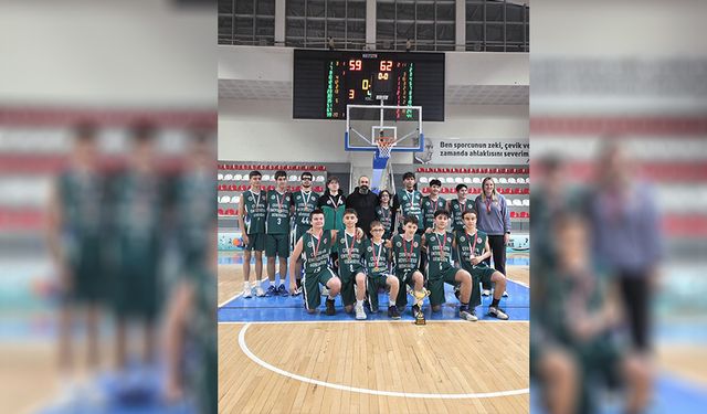 Çukurova Üniversitesi U-14’ten Büyük Başarı: Namağlup Şampiyon Oldular