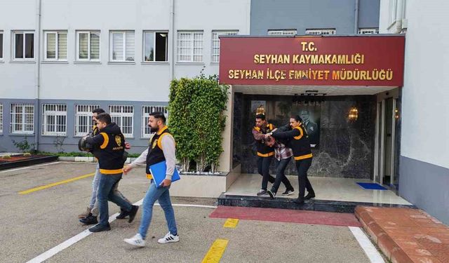 Adana’da Dehşet Cephaneliği: Evden AK-47 ve El Bombası Çıktı