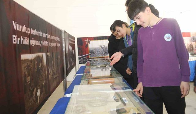 Çanakkale Destanı Kozan’da Canlandı: Gezici Müze Ziyaretçilere Açıldı