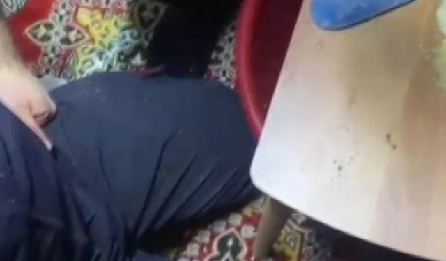 Adana’da Zor Kurtarma: Parmağı Kombi Borusuna Sıkıştı