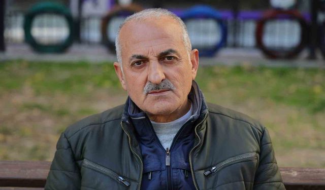 10 Yıldır Ayrı, 5 Yıldır Boşanamıyor: Adana’daki Seyyar Satıcının Feryadı