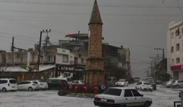 Adana’da Aniden Bastırdı: Yağmur Yerini Doluya Bıraktı