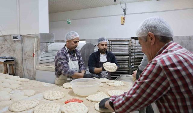 Askıda Pide Uygulaması Başladı: Her Gün Bin Pide Ücretsiz Dağıtılıyor