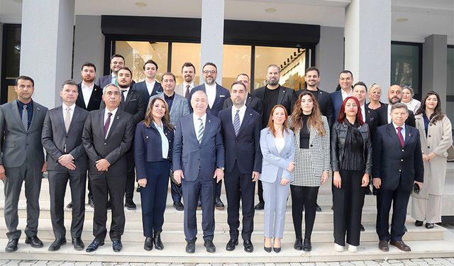 Ümit Özdağ Çukurova GİAD’da: Ekonomi ve İş Dünyası Masaya Yatırıldı