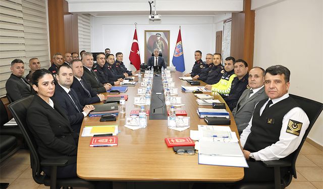 Vali Mustafa Yavuz’dan İl Jandarma Komutanlığı’na Kritik Ziyaret