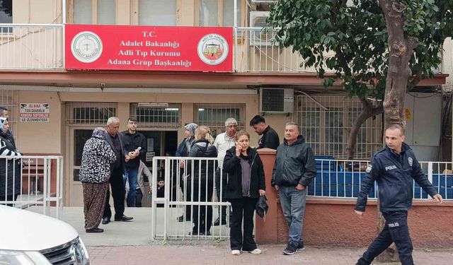 Adana’da Dehşet: Tartıştığı Eşini Boğarak Öldürdü, Polisi Arayıp Teslim Oldu