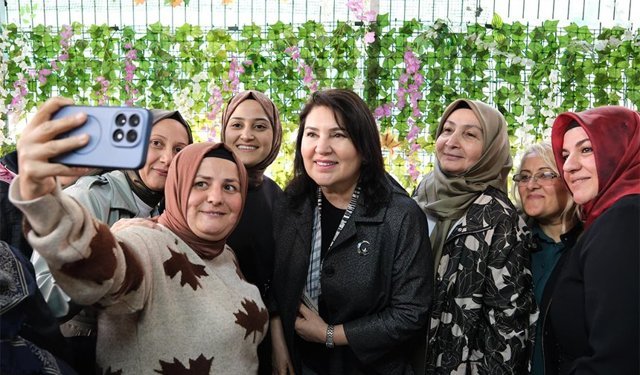 AK Parti’li Karamık Adana’da Gönül Gönüle: Mahallelerden Spor Sahalarına Yoğun Temas