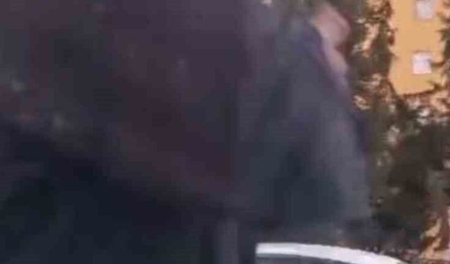 Yol Verme Kavgası Büyüdü: 3 Kişi Aileyi Trafikte Kıstırdı