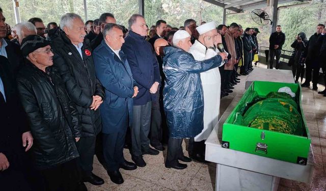 Tamer Dağlı’nın Acı Kaybı: Annesine Veda Etti