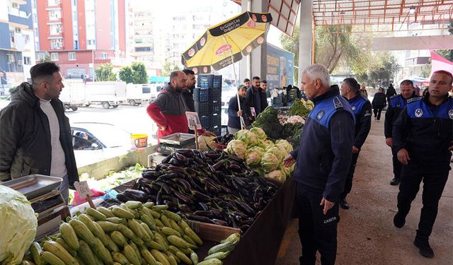 Çukurova Belediyesi Vatandaş ve Esnafın Yanında! Pazar Denetimleri Aralıksız