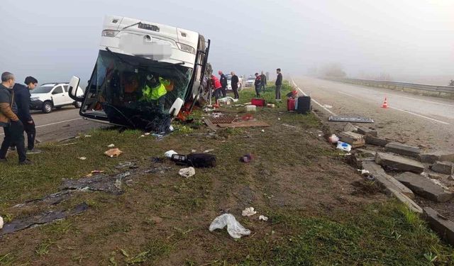 Adana’da Feci Kaza: Yolcu Otobüsü Devrildi, Ölü ve Yaralılar Var