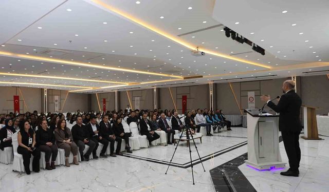 Adana’da Tıp Sempozyumu: Gençlerden Sağlığa Büyük İlgi