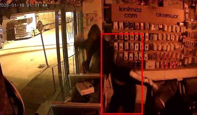 Kameraya Yakalandılar! İş Yerini Soyan Şüpheliler Tutuklandı