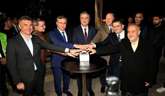 Adana’nın Tarihi Taşköprü Işıldıyor: İlk Etap Tamamlandı!