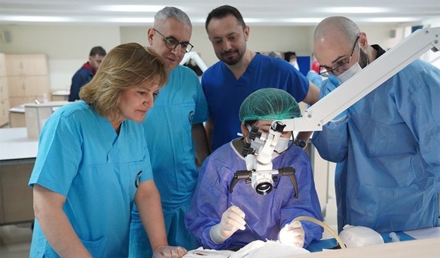 Çukurova Üniversitesi’nden KBB Alanında Tarihi Eğitim: Kadavra Üzerinde Uygulamalı Kurs