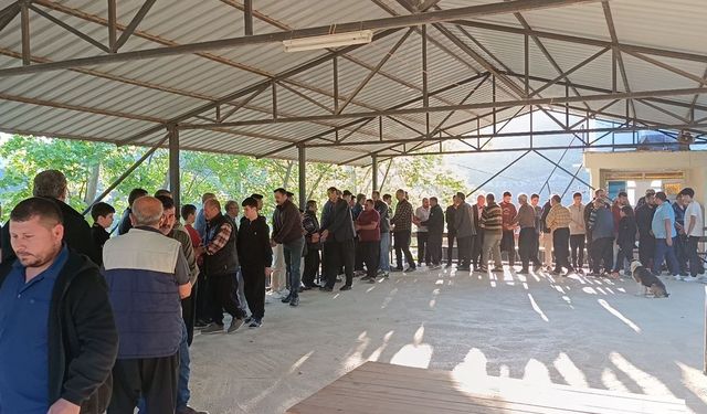 Adana’da 50 Yıllık Bayram Geleneği Bu Yıl da Bozulmadı