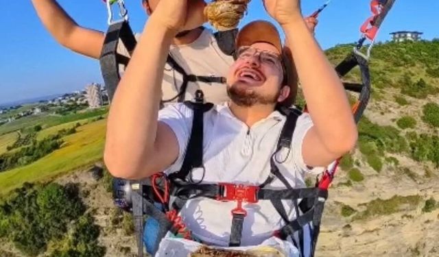 Yamaç Paraşütünde Şırdan Keyfi!