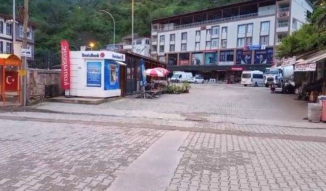 Belediye Başkanı İlk Kez Konuştu: “Şiddetli Sayılabilecek Bir Sarsıntıydı”