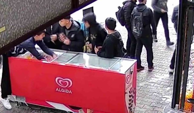 Montlarının İçine Sakladılar! Adana’da Dondurma Hırsızlığı Kamerada