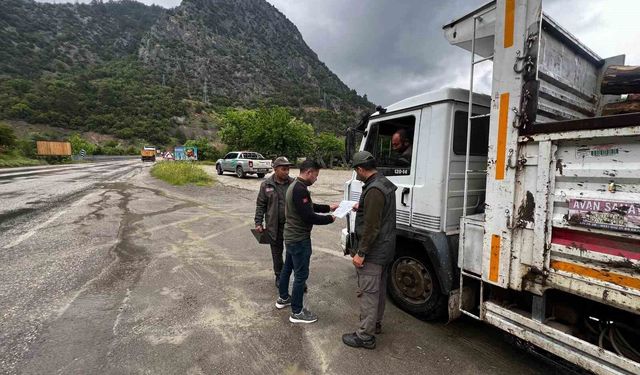 Adana’da Orman Alarmı! 36 Araç Tek Tek Durduruldu