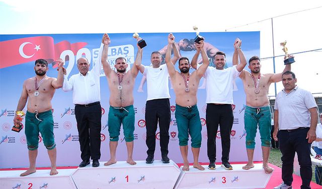 Adana'da Ata Sporu Coşkusu: Tribünler Doldu Taştı