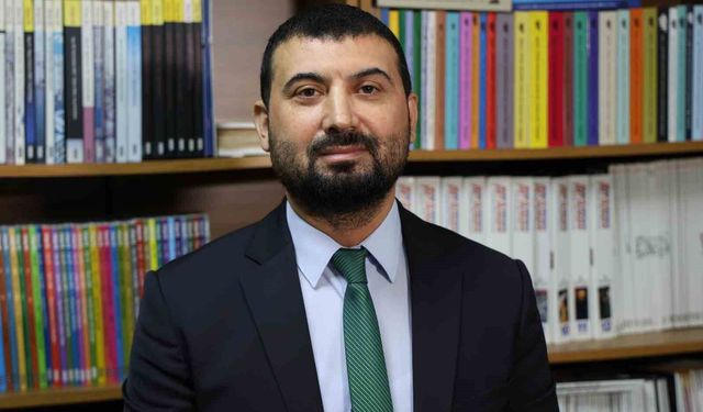Doç. Dr. Akıncı’dan Çarpıcı Analiz: ABD ve İsrail Aynı Hedefte Değil!