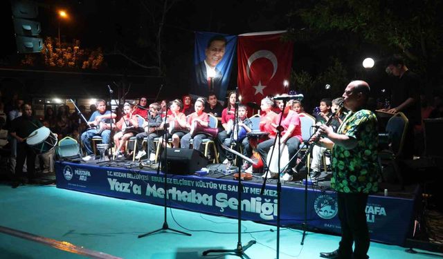 Kozan’da Yaz Şenliği Coşkusu! Genç Yetenekler Sahneye Damga Vurdu