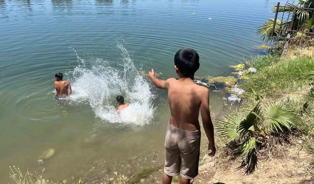 Adana Sıcağı Gençleri Ölümle Yarıştırıyor