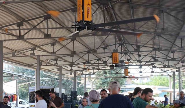 Kozan Belediyesi'nden Yaz Sıcağına Karşı Dikkat Çeken Uygulama