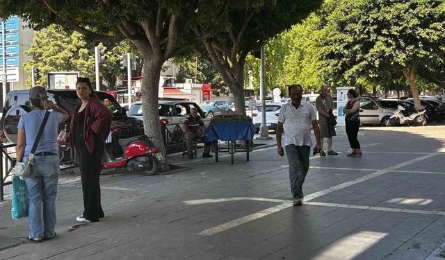 Haluk Levent'in Tutuklanmasının Ardından Adana'da Dikkat Çeken Tepkiler