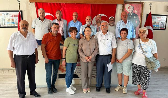 Emekliler Dertlerini CHP'li Şevkin'e Anlattı! "Sadaka Gibi Maaş İstemiyoruz"