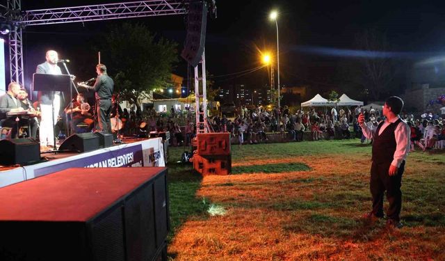 Kozan'da Yaz Konserlerine Duygu Dolu Başlangıç!