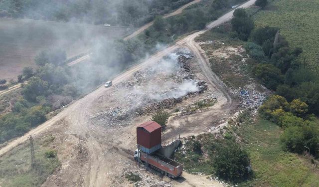 Adana'da Mahalle İsyanda! "30 Yıldır Lağım ve Çöp Kokusu Çekiyoruz"