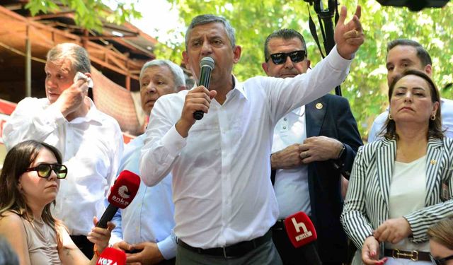 Özgür Özel’den Adana’da Dikkat Çeken Çıkış: "Ya Bir Yol Bulacağız Ya Bir Yol Açacağız"