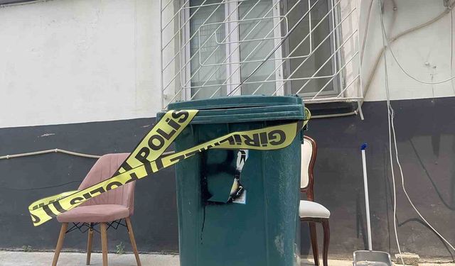 Çukurova’da Dehşet Dolu Anlar! Kadın Kanlar İçinde Yere Yığıldı