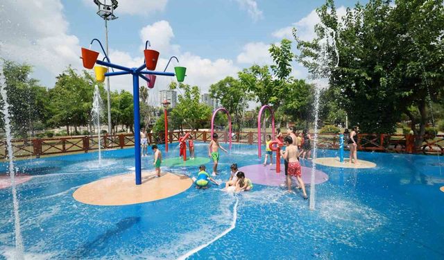 Yüreğir'de Çocuklara Yaz Sürprizi! Su Oyun Parkları Kapılarını Açtı