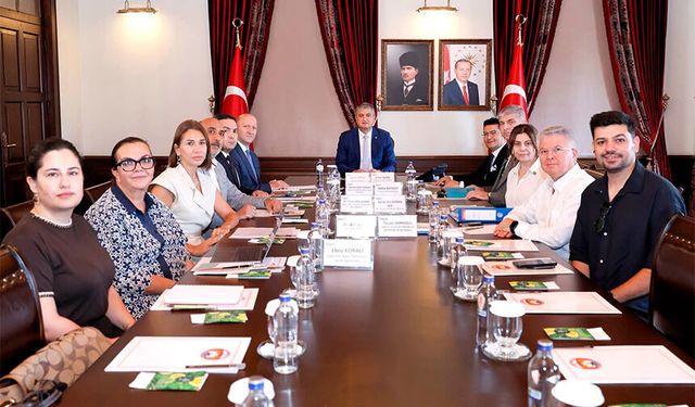 Adana'nın En Lezzetli Festivali İçin Kritik Toplantı! Hazırlıklar Masaya Yatırıldı