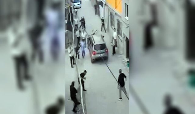 Bir Mahalle Karıştı!