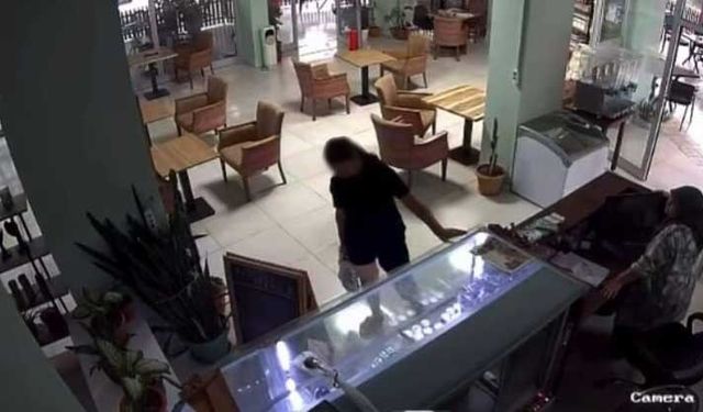 Adana’da Kütüphanede Kitap Hırsızlığı Şoku: “Eğitime Saygısızlık”