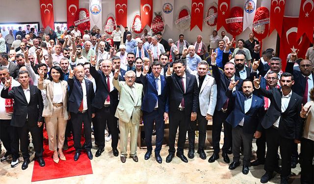 MHP Adana'da Kongre Maratonu Sona Erdi! 4 İlçede Dikkat Çeken Değişim