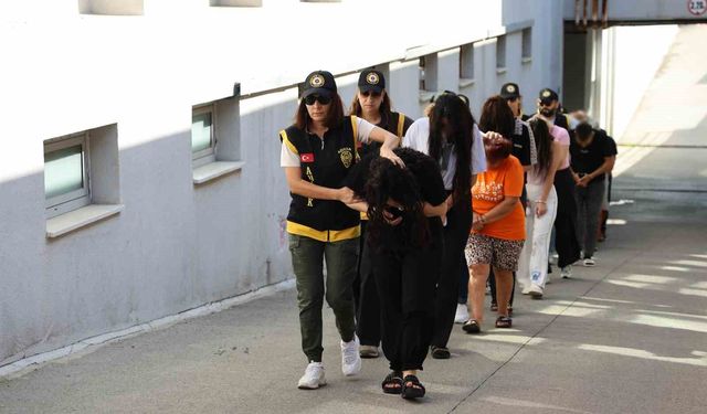 SPA Ve Güzellik Merkezlerine Fuhuş Operasyonu: 17 Kişi Tutuklandı