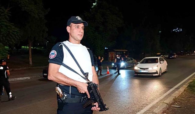 Adana’da Huzur Uygulaması: 47 Kişi Yakalandı, Milyonlarca Lira Ceza Kesildi