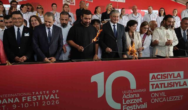 Adana’da Dev Mangal Ateşi Yakıldı!