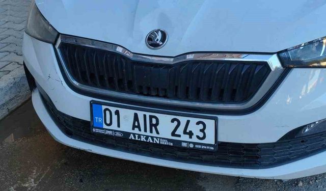 Adana’da Öğretmenin Aracına Molotoflu Saldırı!